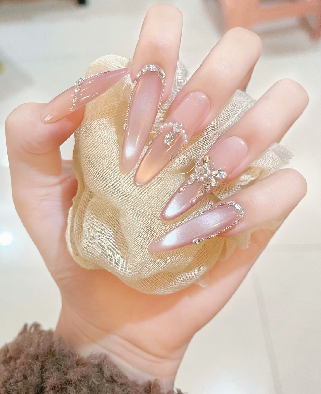 【幻紫星辰】纯手工温柔高品质锆石美甲甜美公主风可拆卸穿戴甲贴片