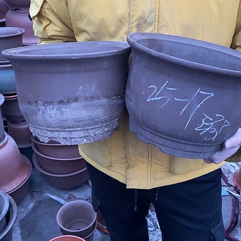 紫砂中国宜兴紫砂花盆，