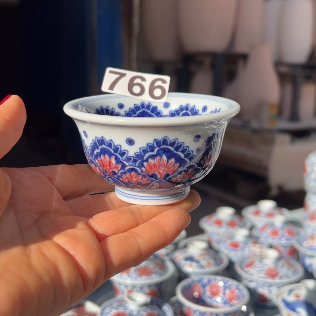 现代瓷青花釉里红工艺