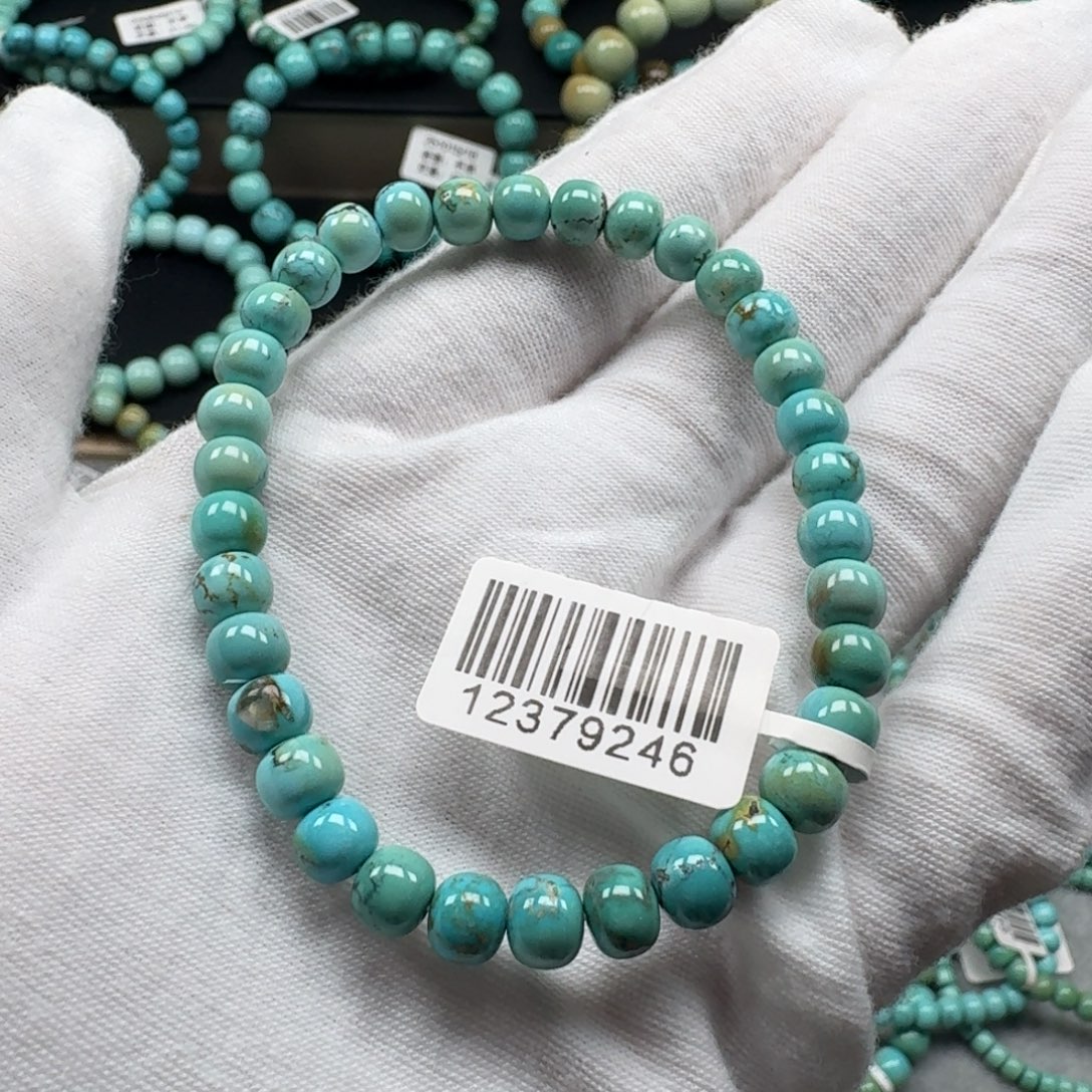 绿松石未镶嵌挂件