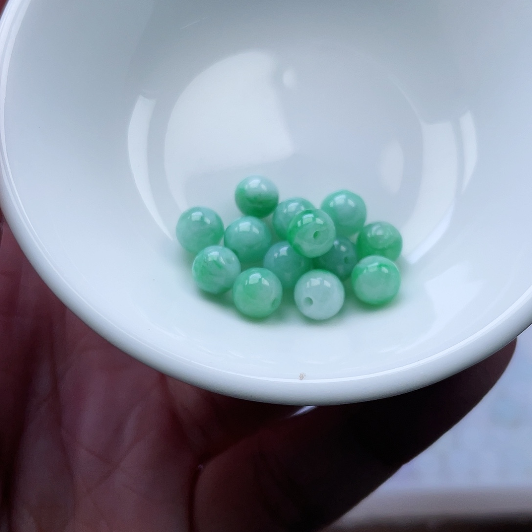 翡翠手链未镶嵌雪****)