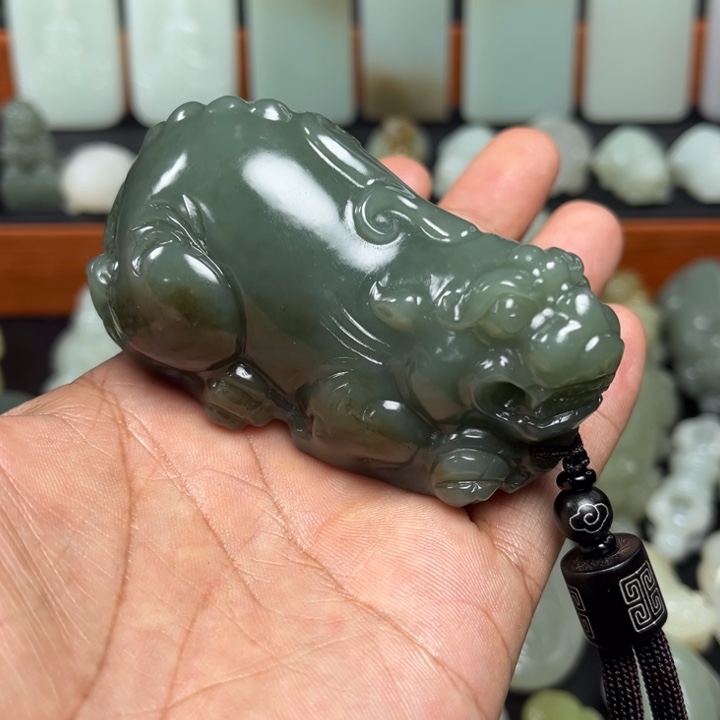 修***少和田玉未镶嵌挂件