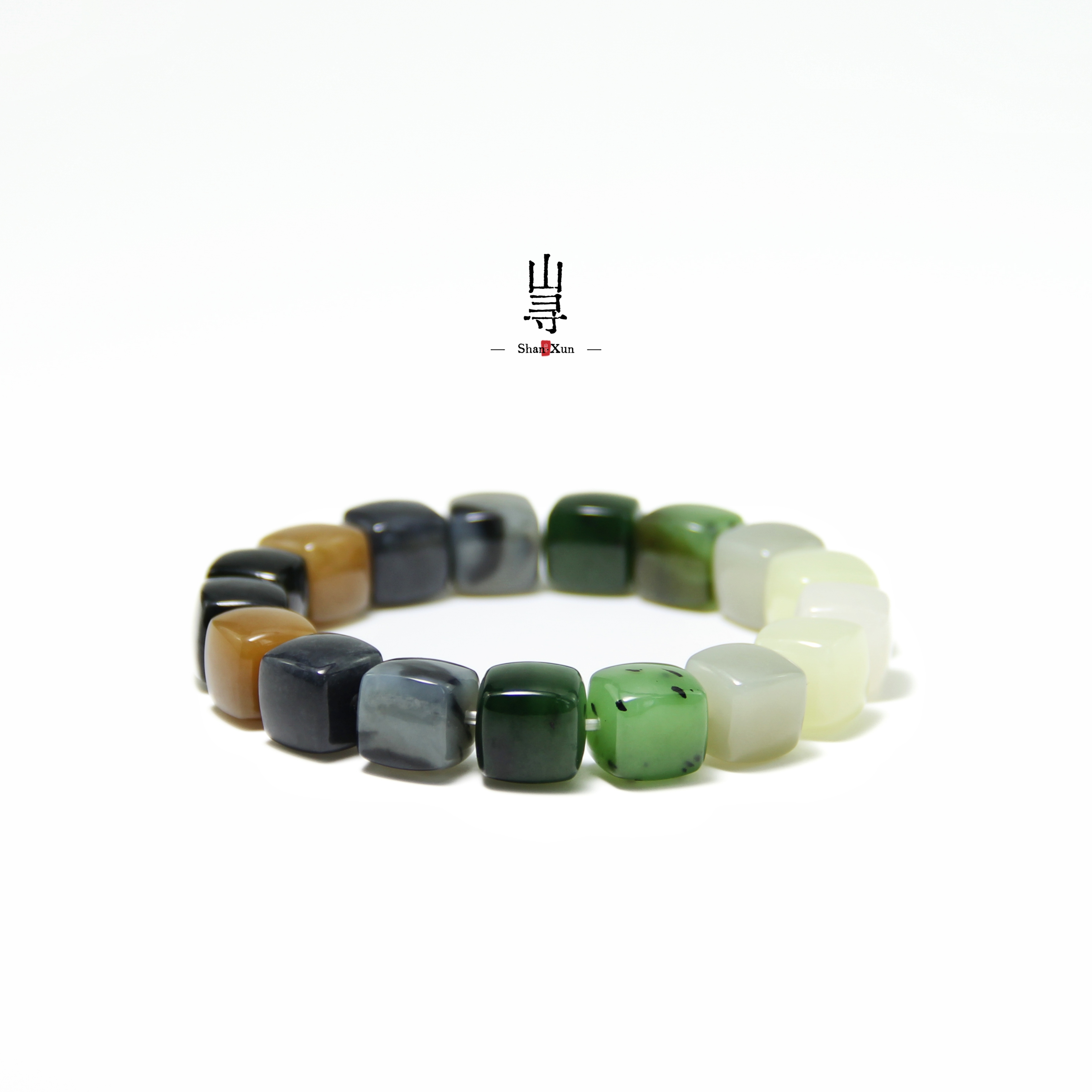 天然和田玉高阶多宝四方珠手串12mm（多样性发其一）