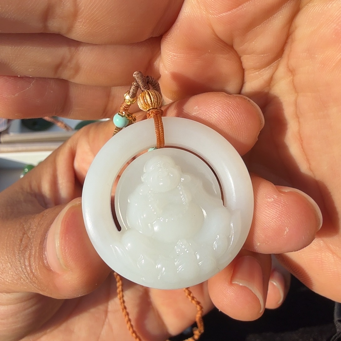 和田玉未镶嵌挂件
