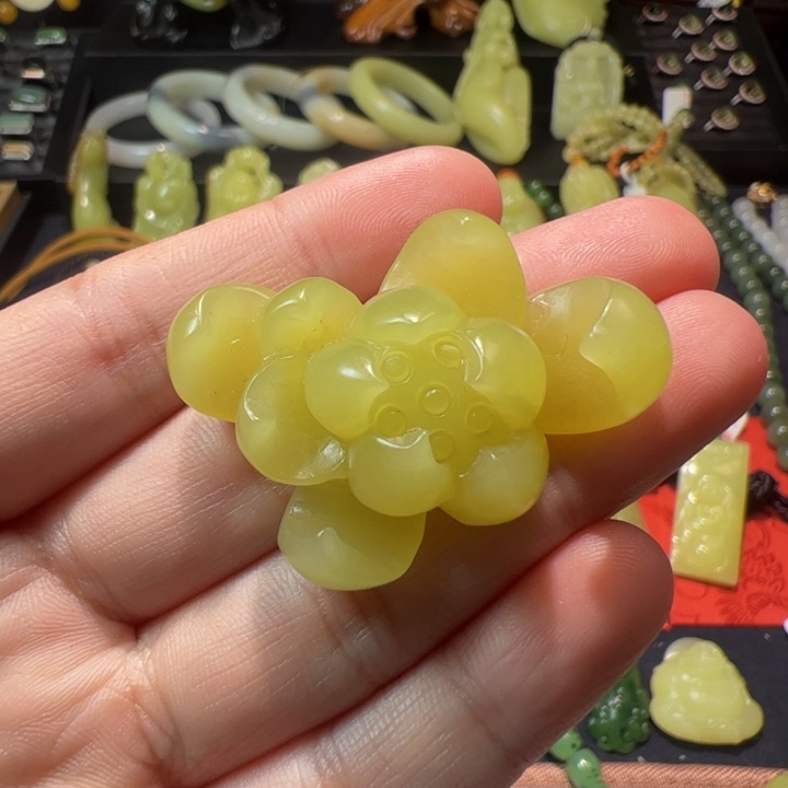 和田玉（黄玉）颈饰未镶嵌