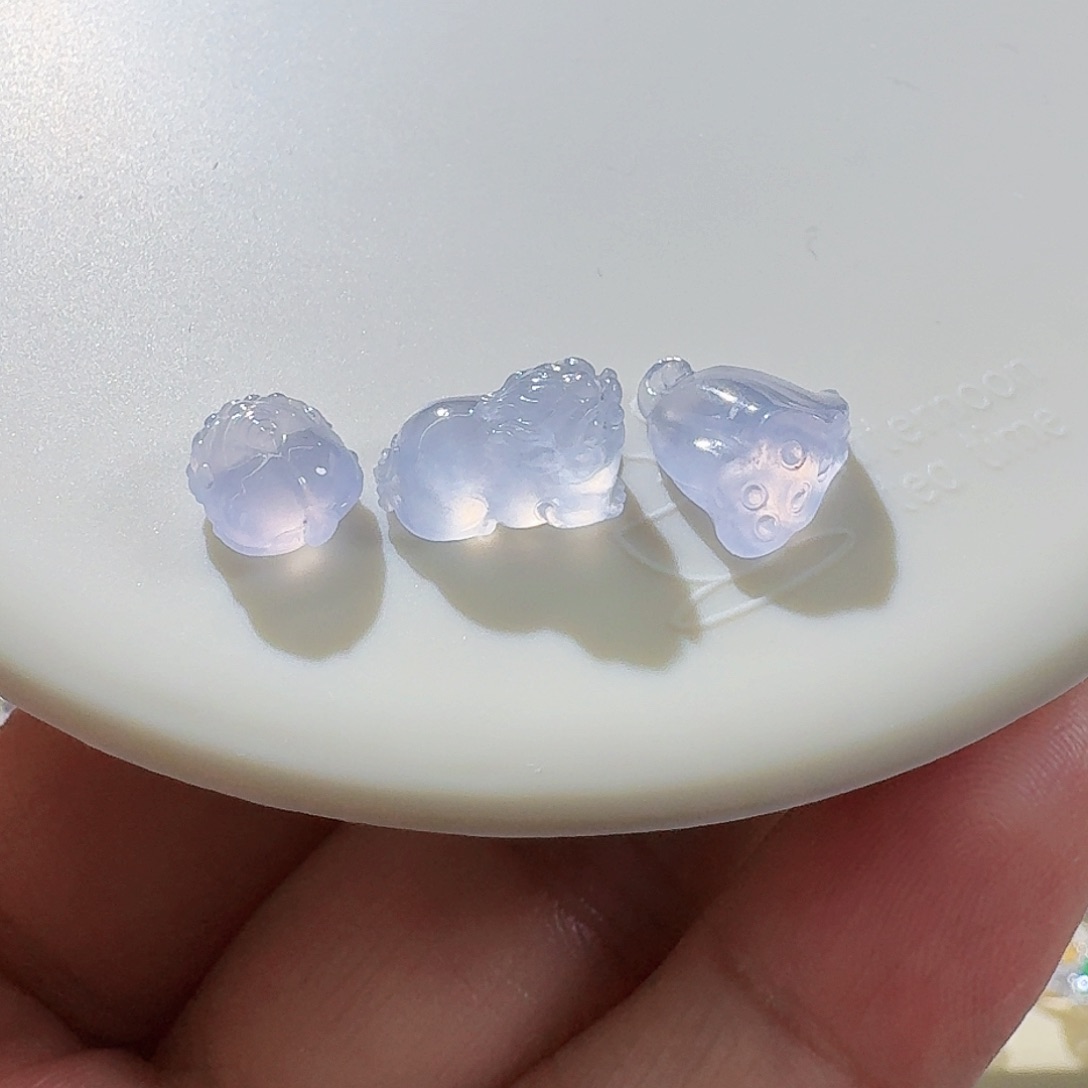 翡翠颈饰未镶嵌裸石