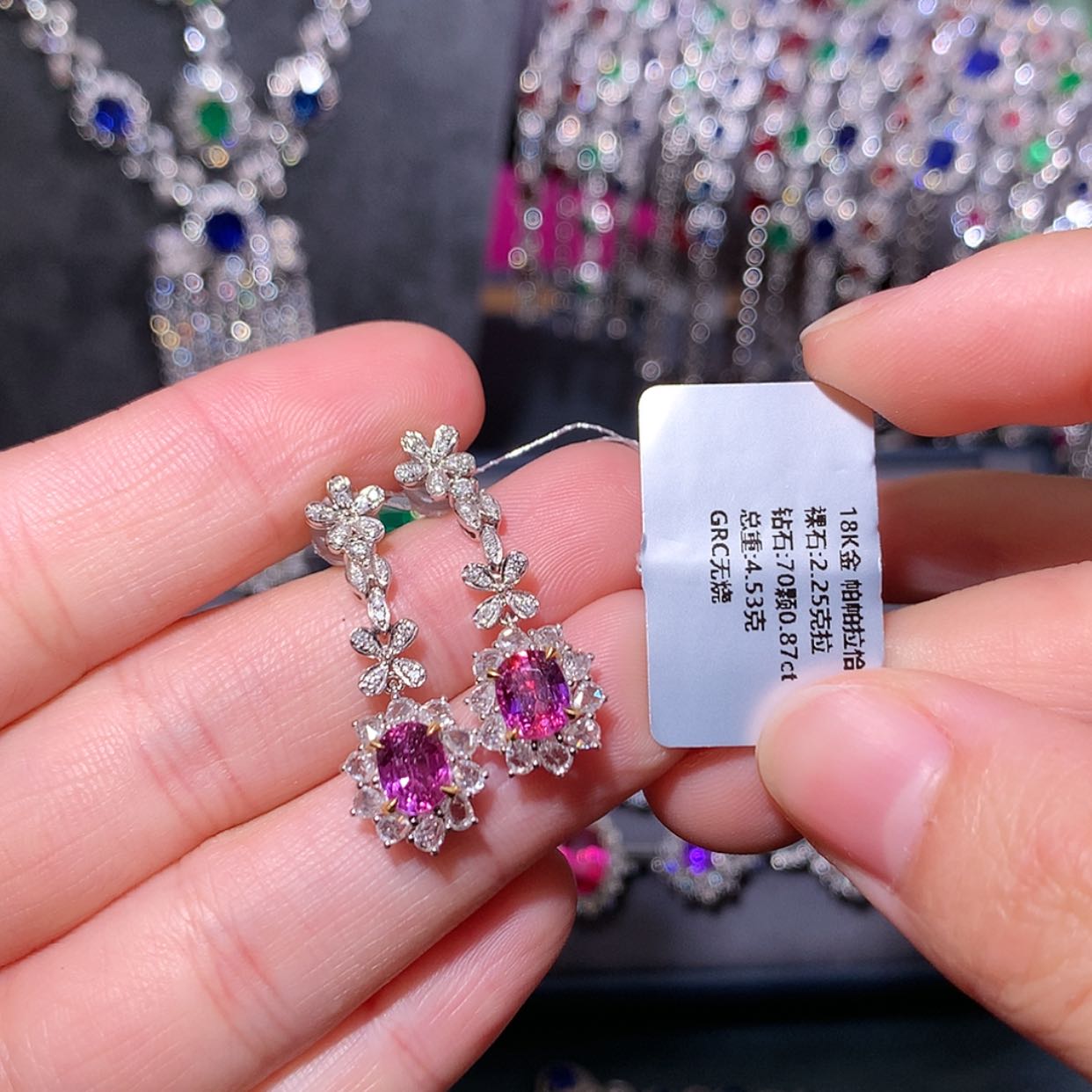 【闪购商品】彩色蓝宝石耳钉18K金镶嵌