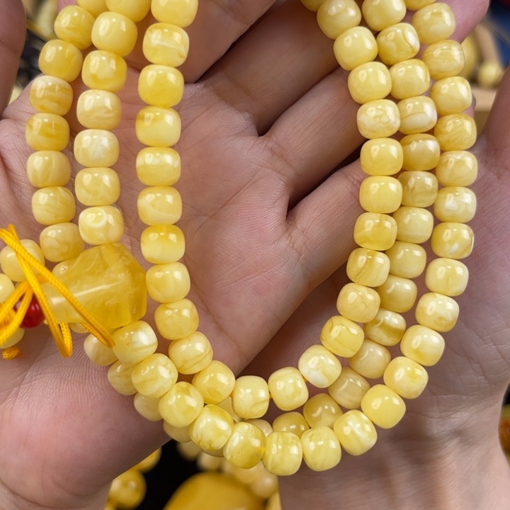 未镶嵌琥珀珠宝奇石隆****》琥珀