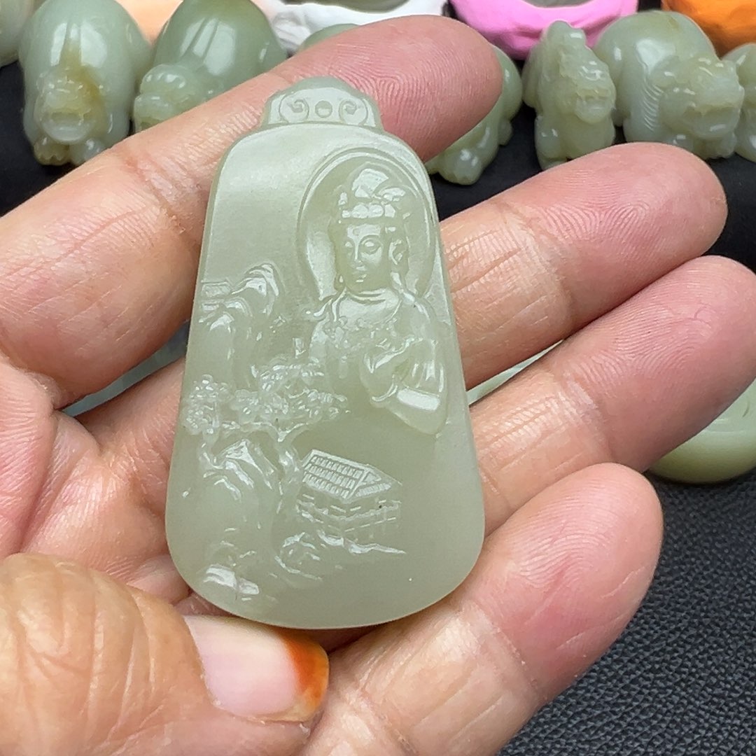 和田玉（糖玉）未镶嵌吊坠(不含链)