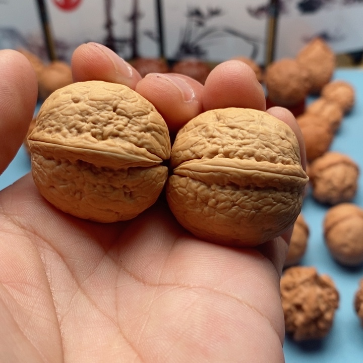 文玩核桃把件精品文玩手捻元