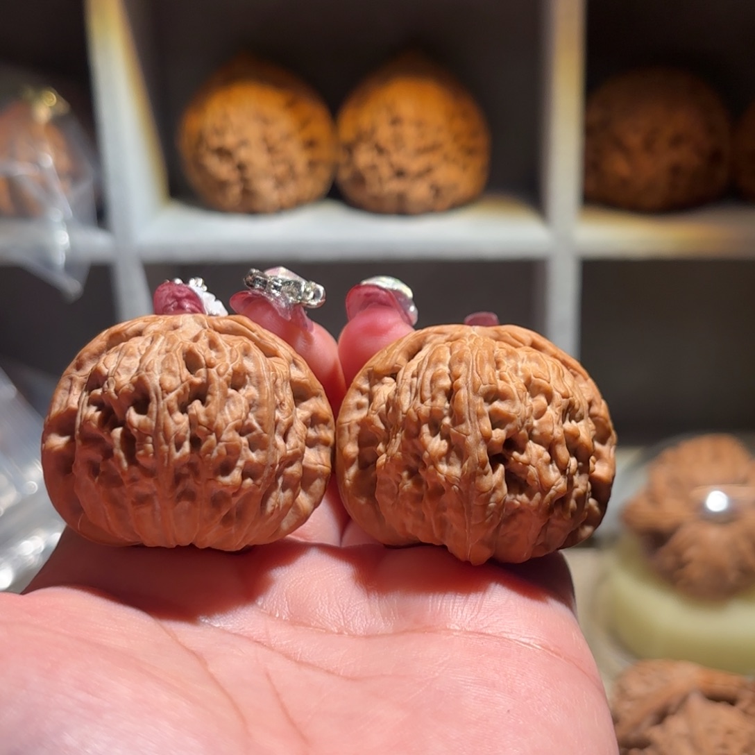 丸****文玩核桃把件40^_^白狮子