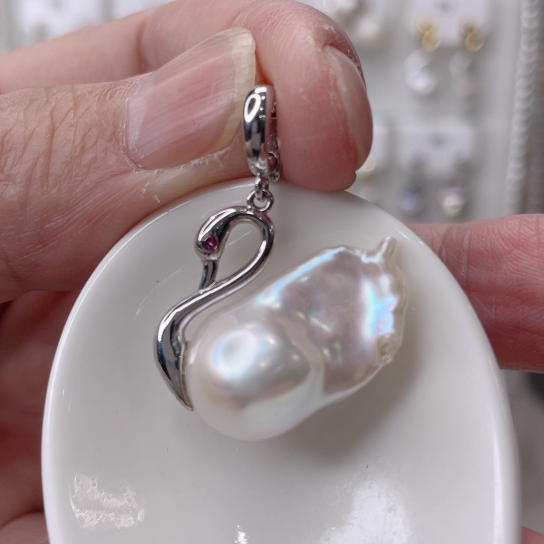 颈饰未镶嵌淡水珍珠