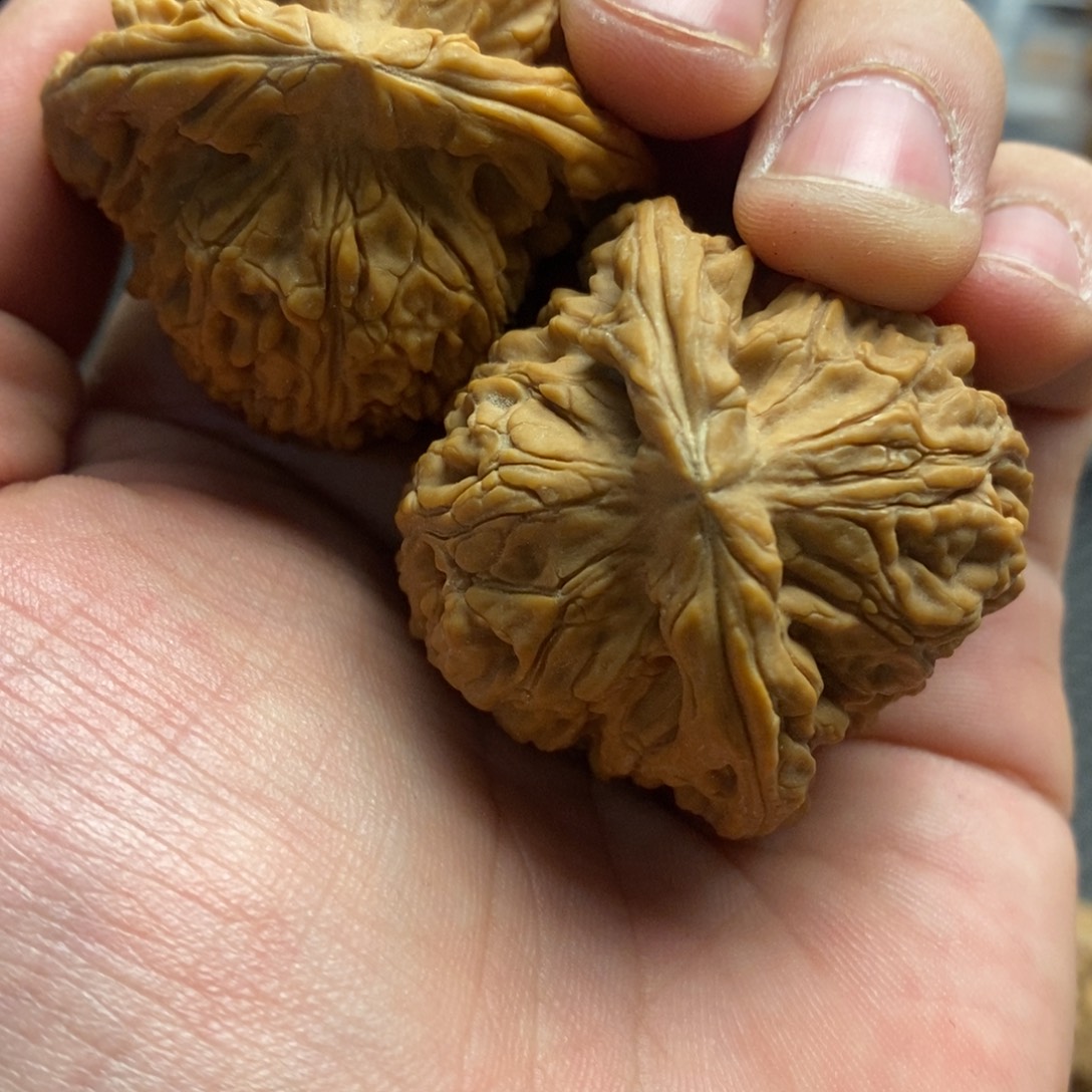 文玩核桃吊坠南疆石