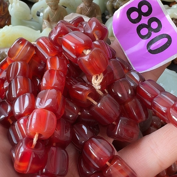 鼎***电玛瑙/玉髓未镶嵌颈饰