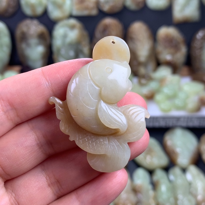 颈饰未镶嵌和田玉