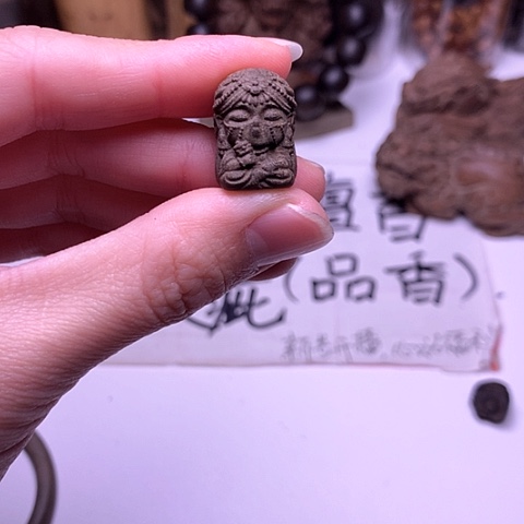 檀香木吊坠檀香阴沉度母