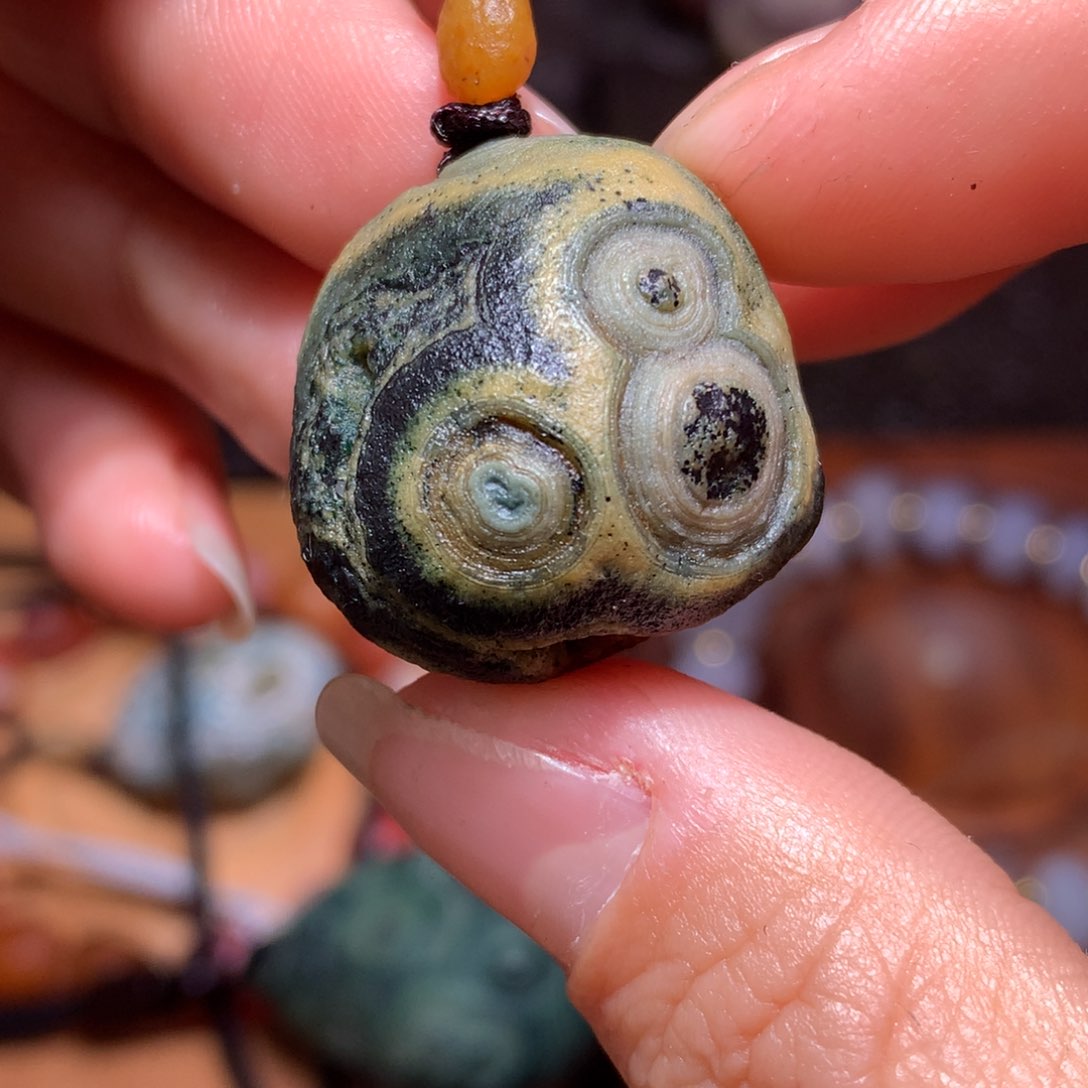 未镶嵌玛瑙/玉髓珠宝半成品