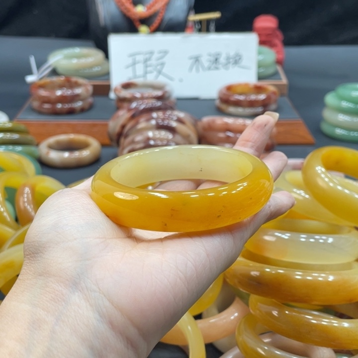 一***糖石英质玉钛钢珠宝奇石59
