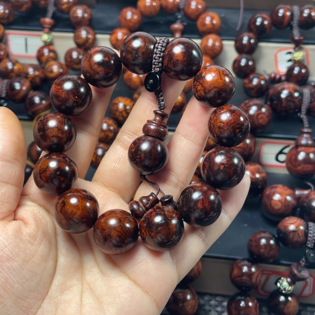 花梨木类1.8的瘤疤花