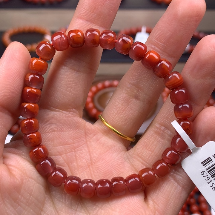 南红玛瑙手串未镶嵌李**费