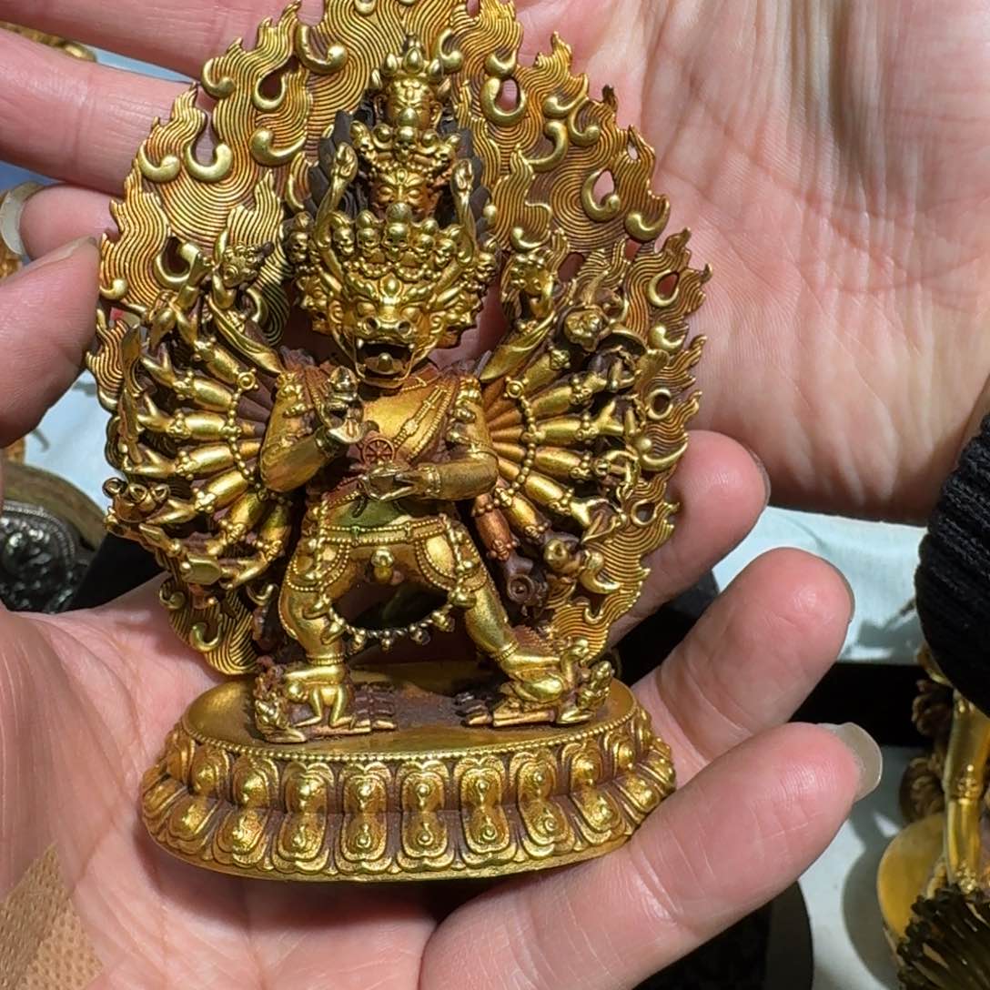 一****_京门圜铜鎏金的大威德金刚