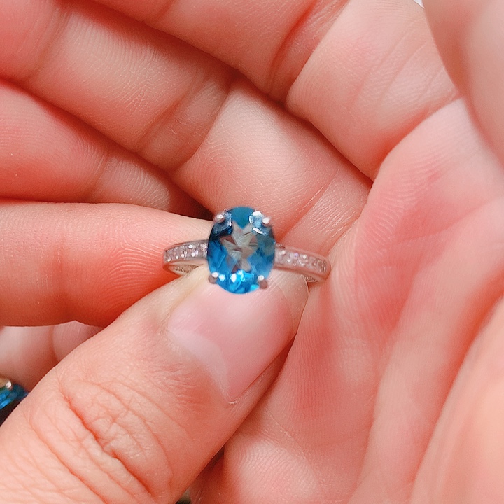 托帕石戒指银S925镶嵌7✖️9