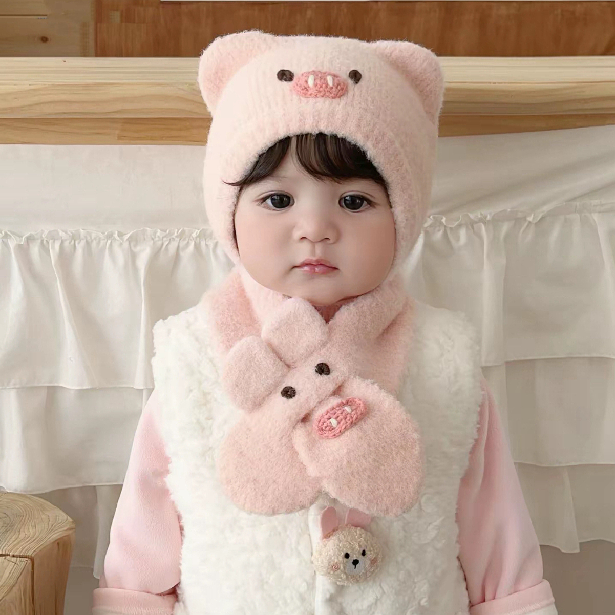 宝宝帽子秋冬季保暖护耳帽可爱卡通新生婴儿毛绒帽子围巾套装冬天