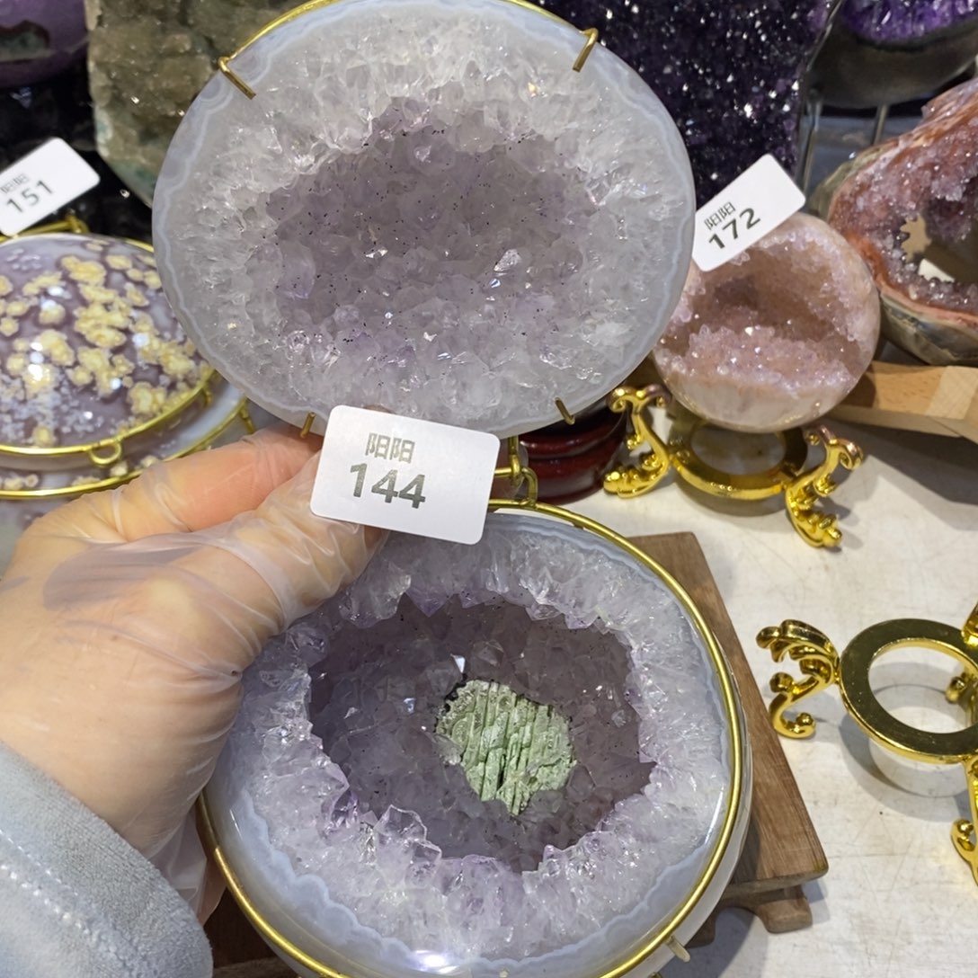 水晶大型摆件（非配饰）未镶嵌方解石