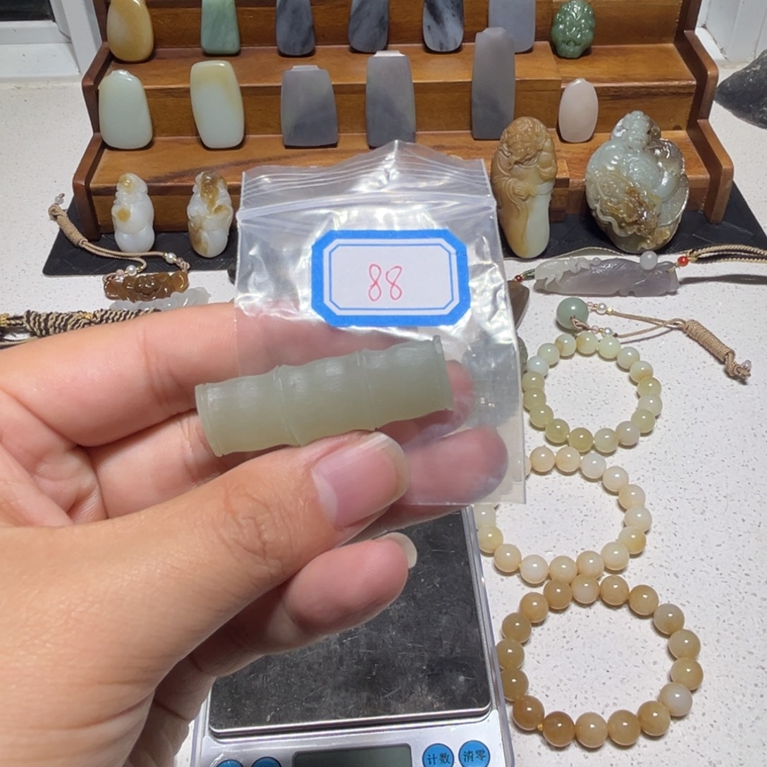 迷***羊和田玉未镶嵌颈饰