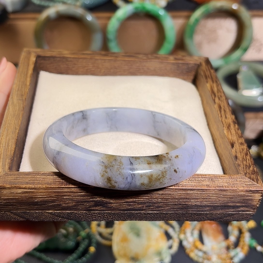 翡翠未镶嵌手镯58+冰乌鸡