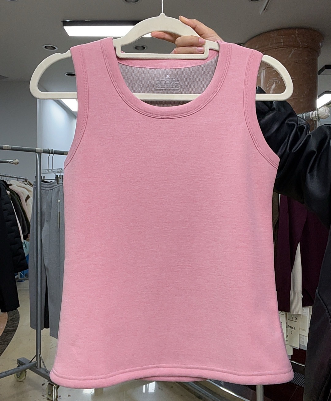 PE509 (聚水潭)（女）（加厚）下摆休闲修身暖背心上衣圆领女士背心