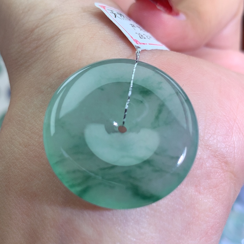 【闪购商品】翡翠吊坠(不含链)未镶嵌