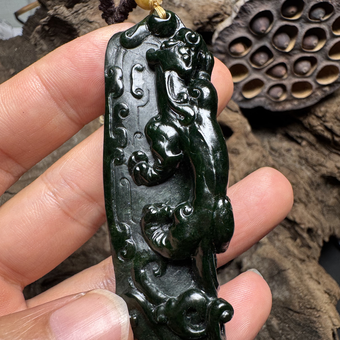缅甸天然翡翠A货螭龙仿古吊坠