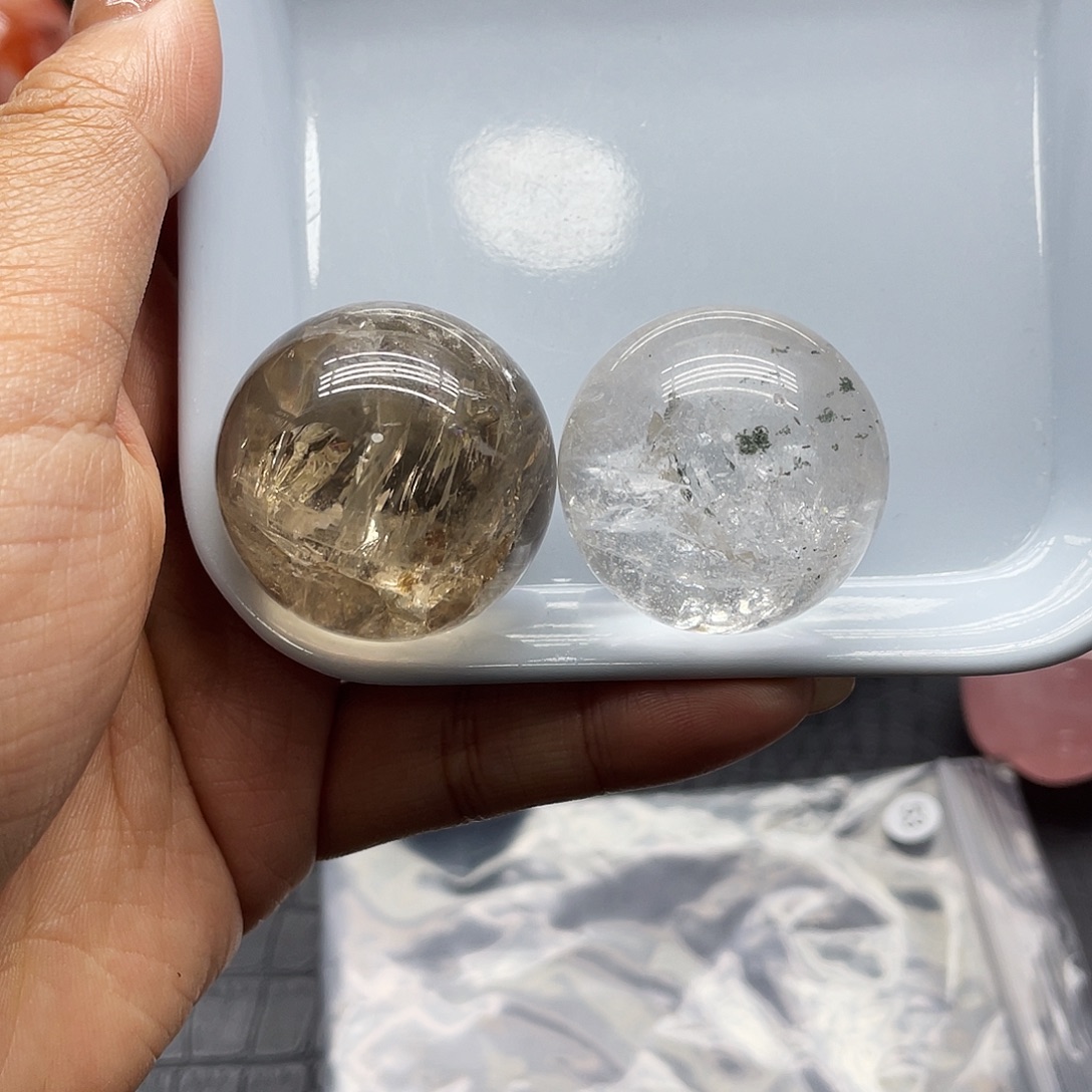 江***白珠宝半成品水晶未镶嵌185