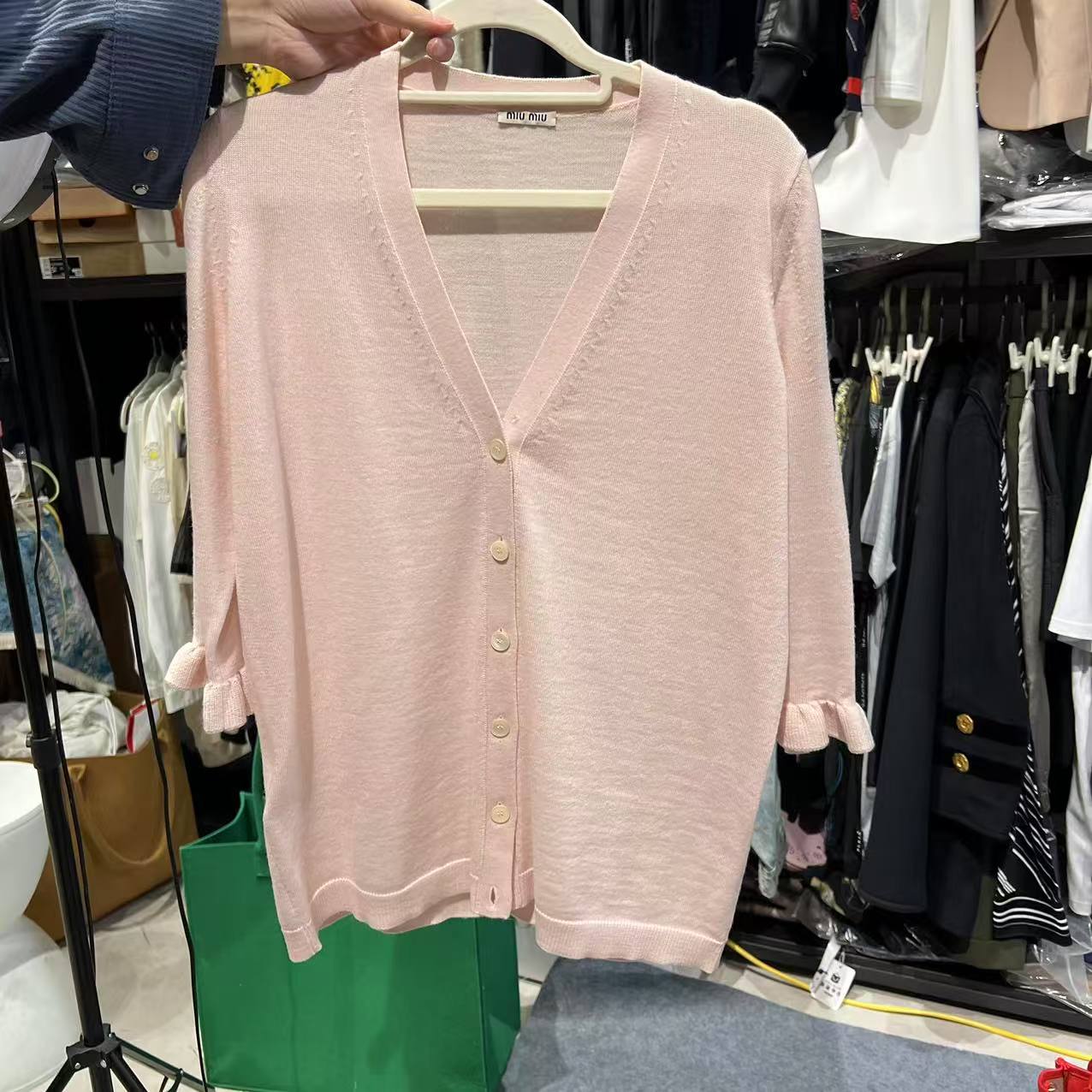99新 MIU MIU/缪缪 樱花粉羊毛针织  36码