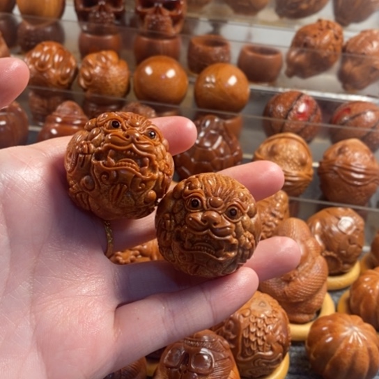 橄榄核吊坠兔**饿巴西橄榄