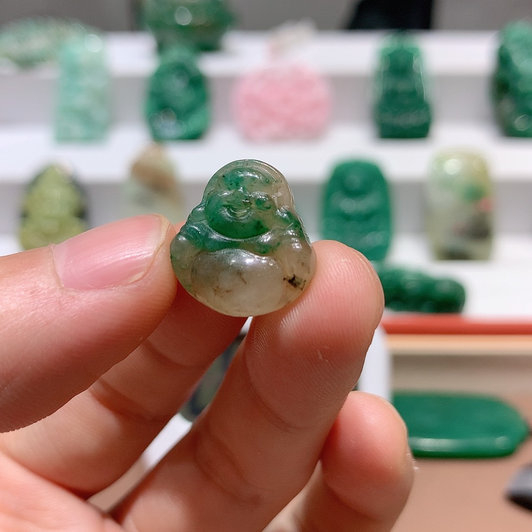 独山玉挂件未镶嵌