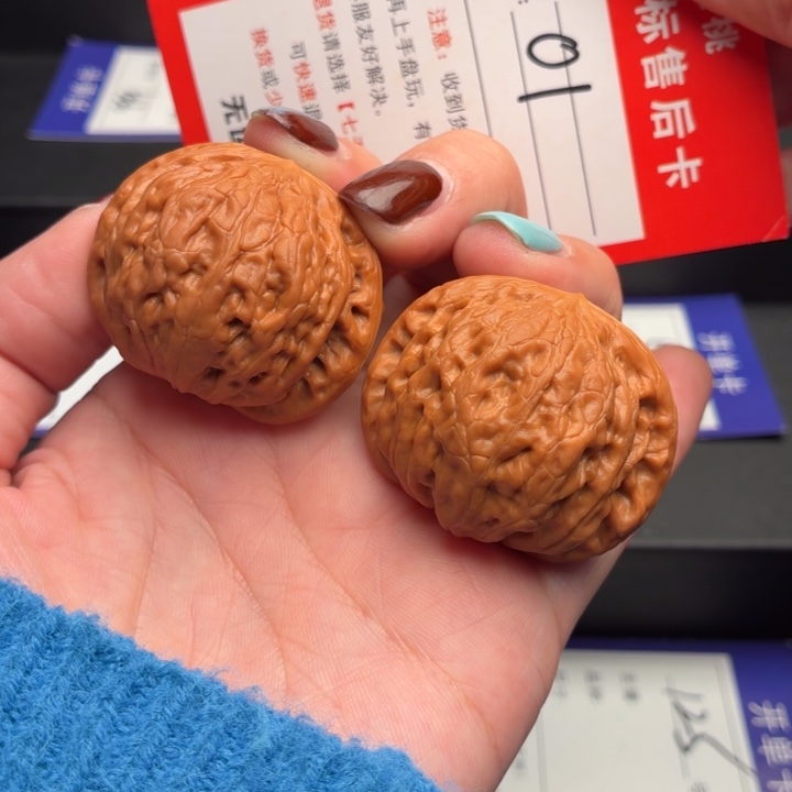 蛮***哥文玩核桃把件39尺铁锤妹妹