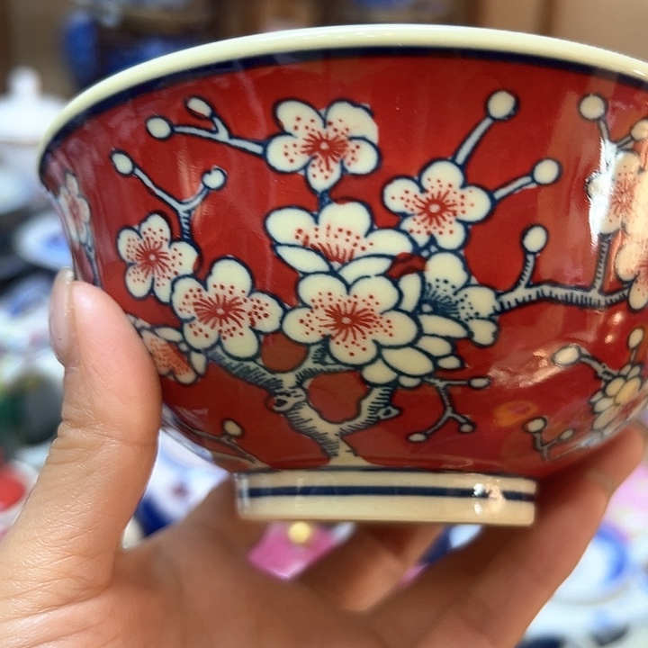 景德镇的瓷器是景德镇，