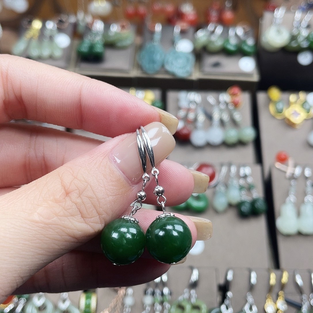 和田玉银S925镶嵌耳饰