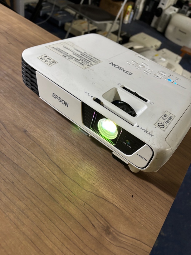 9新 Epson/爱普生 二手 爱普生投影仪 运费自理