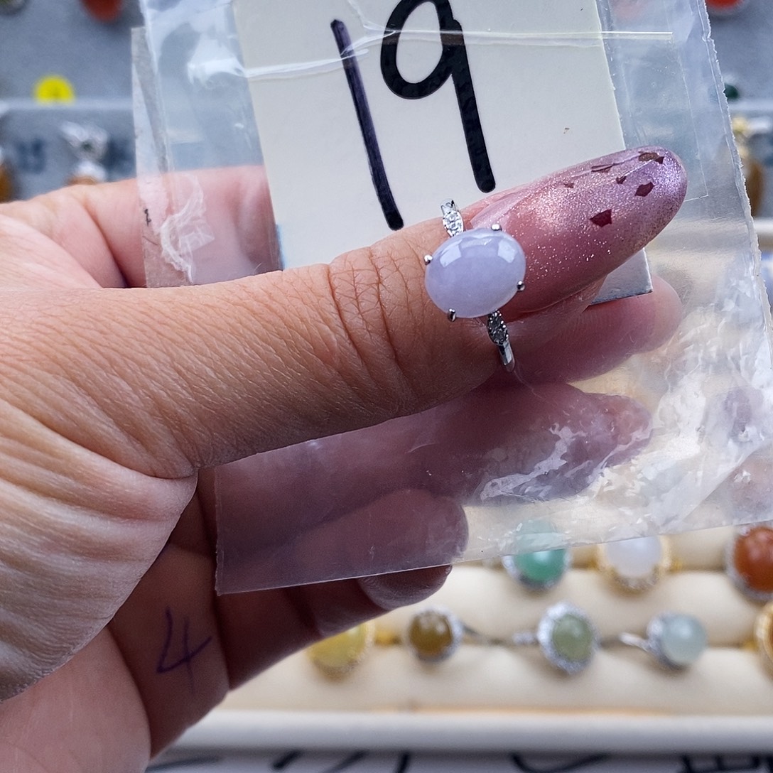 翡翠未镶嵌戒指缅甸