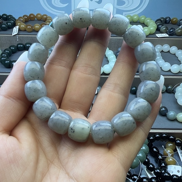 未镶嵌手链和田玉