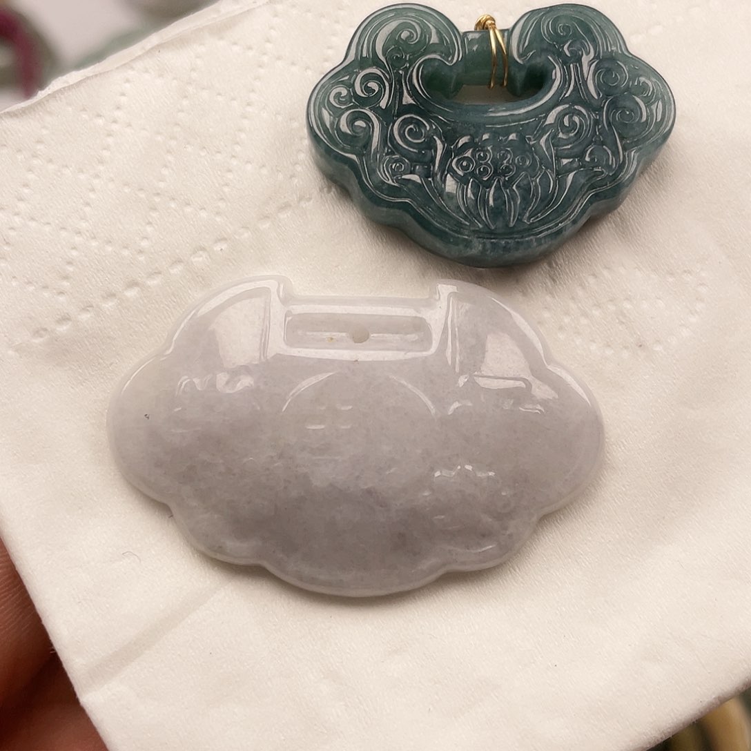 翡翠颈饰未镶嵌翡翠