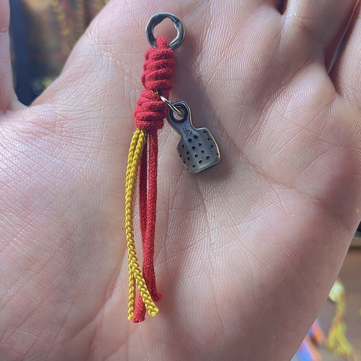 策挂一套设计款式，现在已经