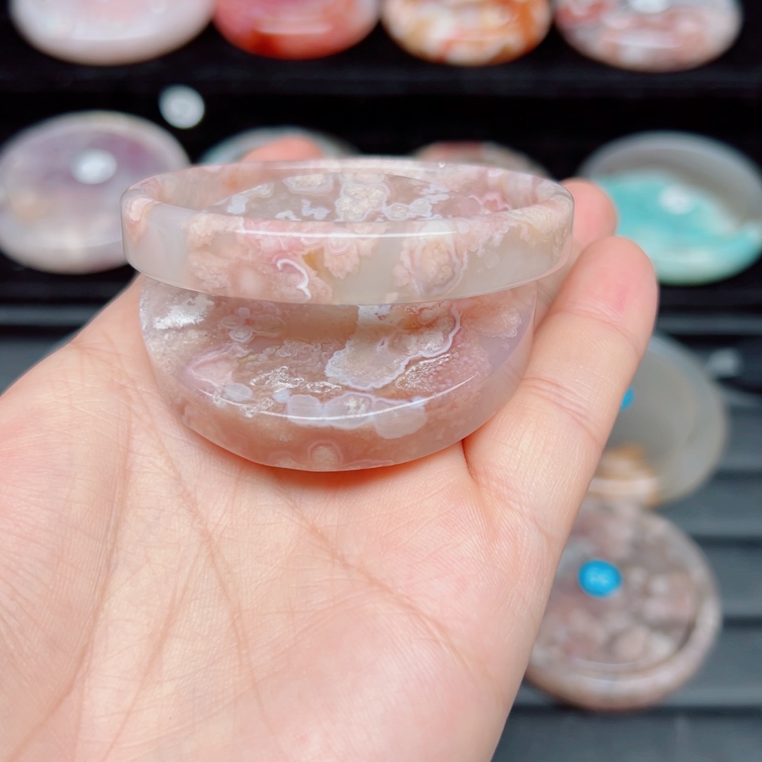 手镯玛瑙/玉髓未镶嵌60