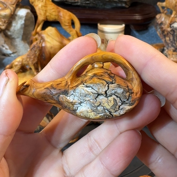 崖柏摆件手把件等