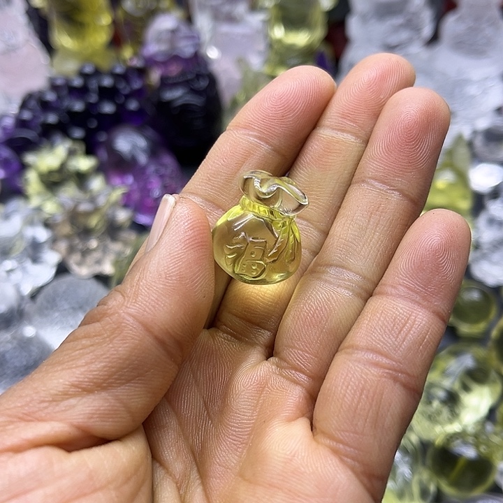 水晶摆件未镶嵌吊坠