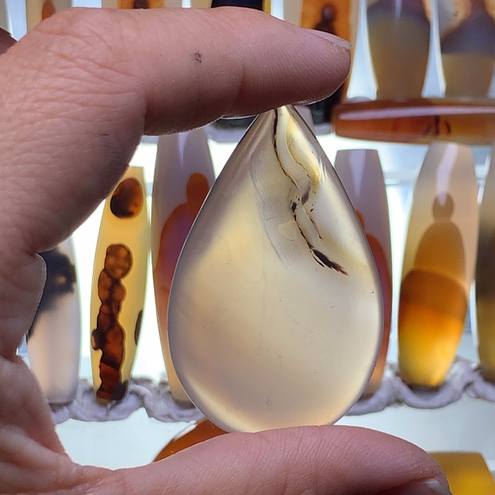 玛瑙/玉髓颈饰未镶嵌153