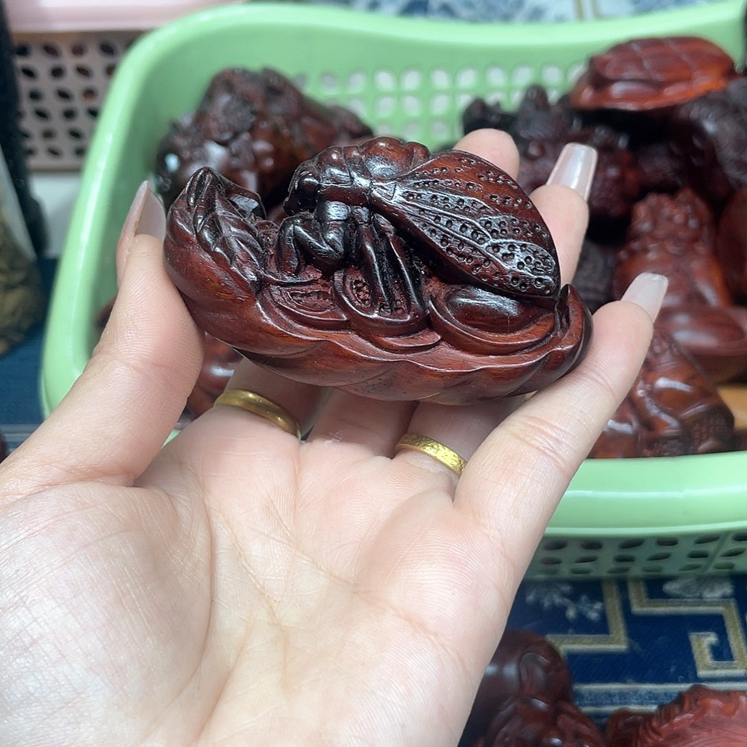 维腊木（绿檀）无事牌